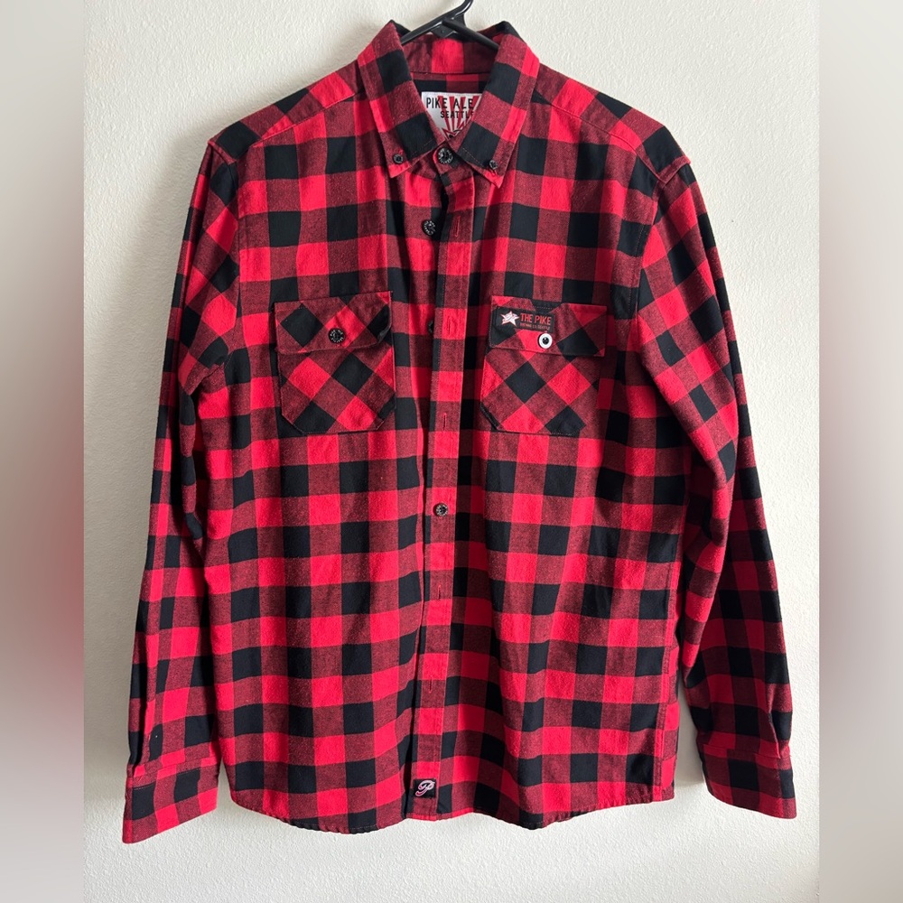 Pikes Brewery RARE Red and Black Checkered Men's Flannel Shirt